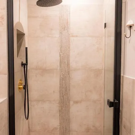 アパート La Dimora Della Corte フェラーラ