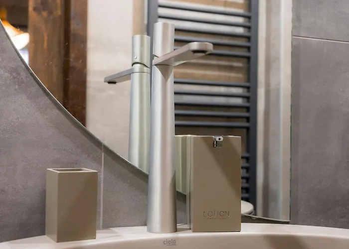 La Dimora Della Corte * פררה