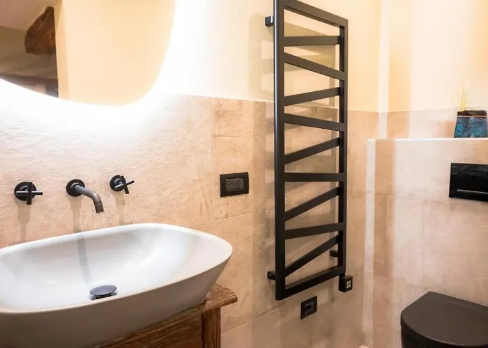 La Dimora Della Corte * פררה